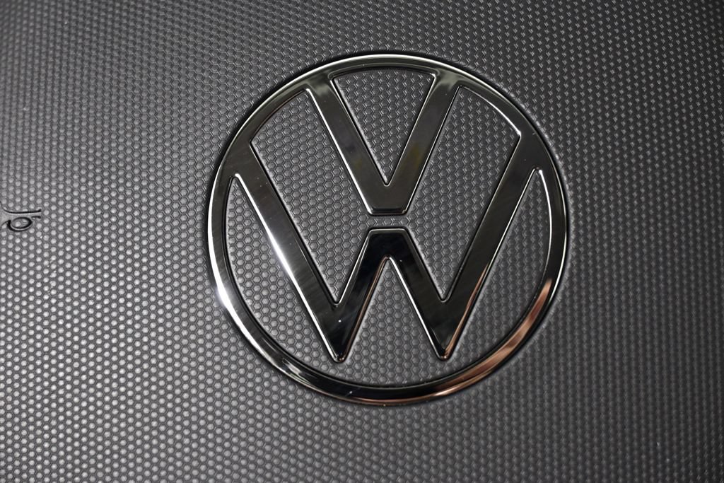 Used 2026 Volkswagen Tiguan SE AWD/4WD image 34
