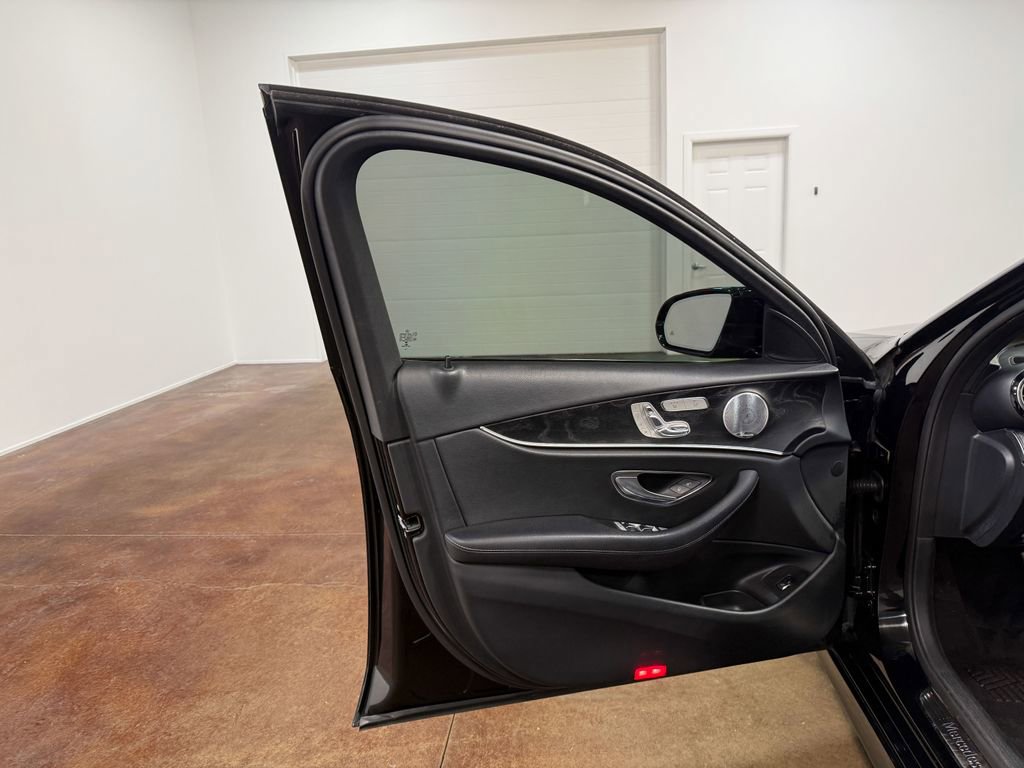 Used 2019 Mercedes-Benz E 450 E 450 image 51