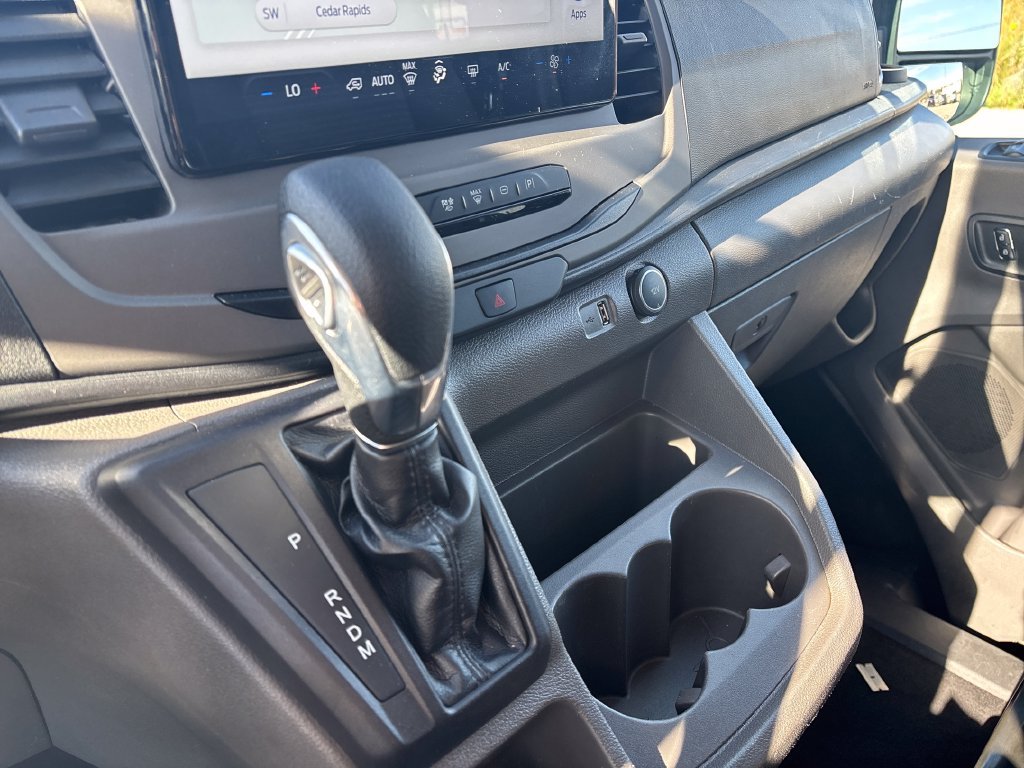 Used 2022 Ford Transit 350 XLT RWD image 22
