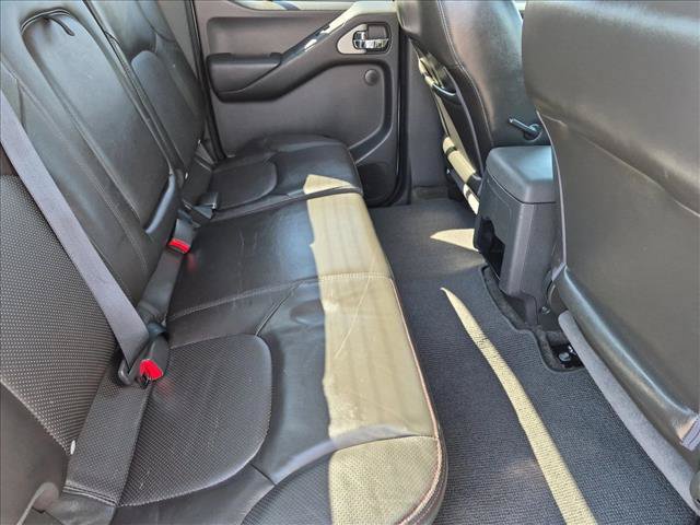 Used 2011 Nissan Frontier PRO-4X w/ Pro-4x Luxury Pkg AWD/4WD image 17