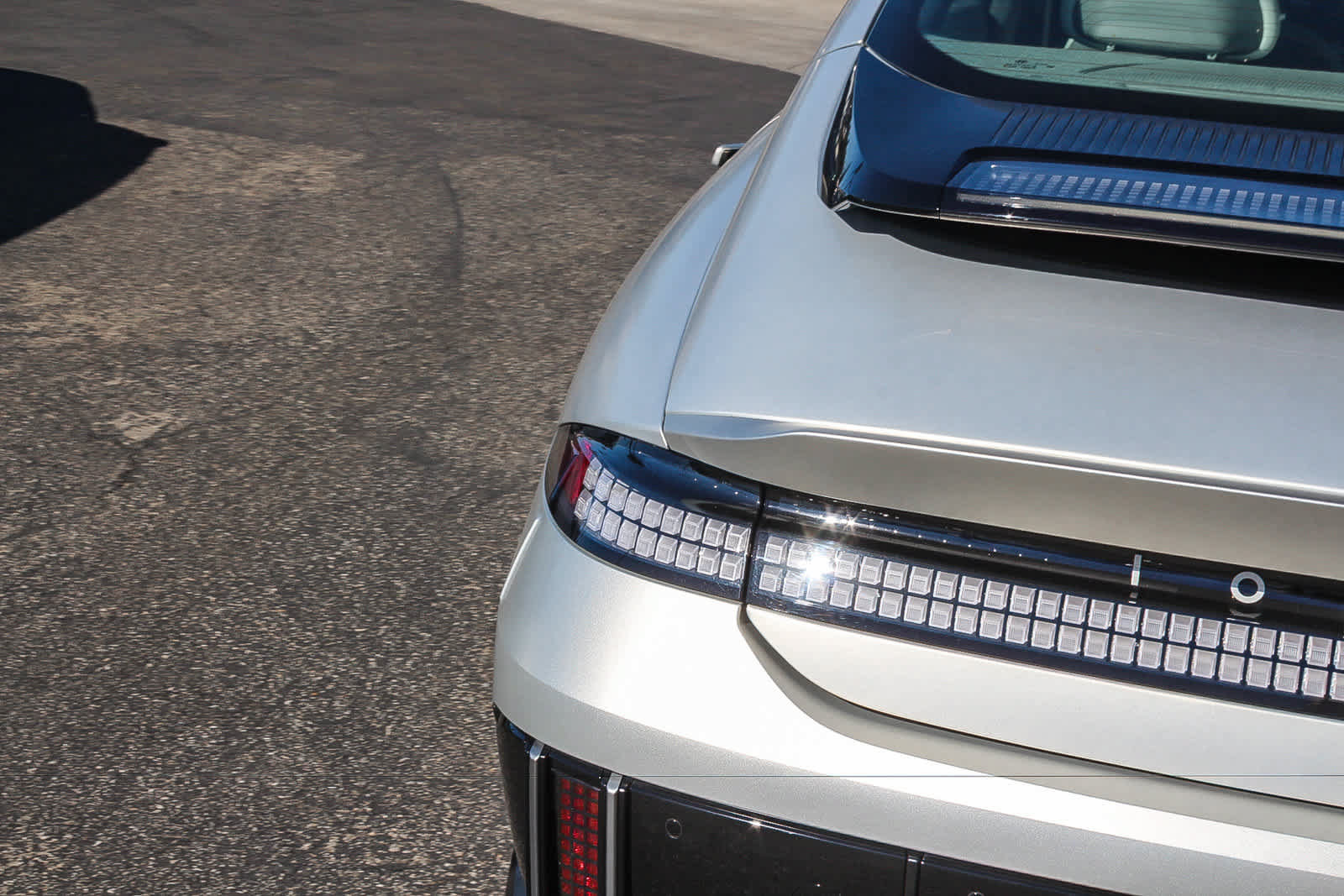 Certified 2023 Hyundai Ioniq 6 Limited RWD image 8