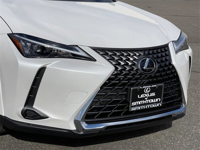 New 2025 Lexus UX 300h AWD image 8
