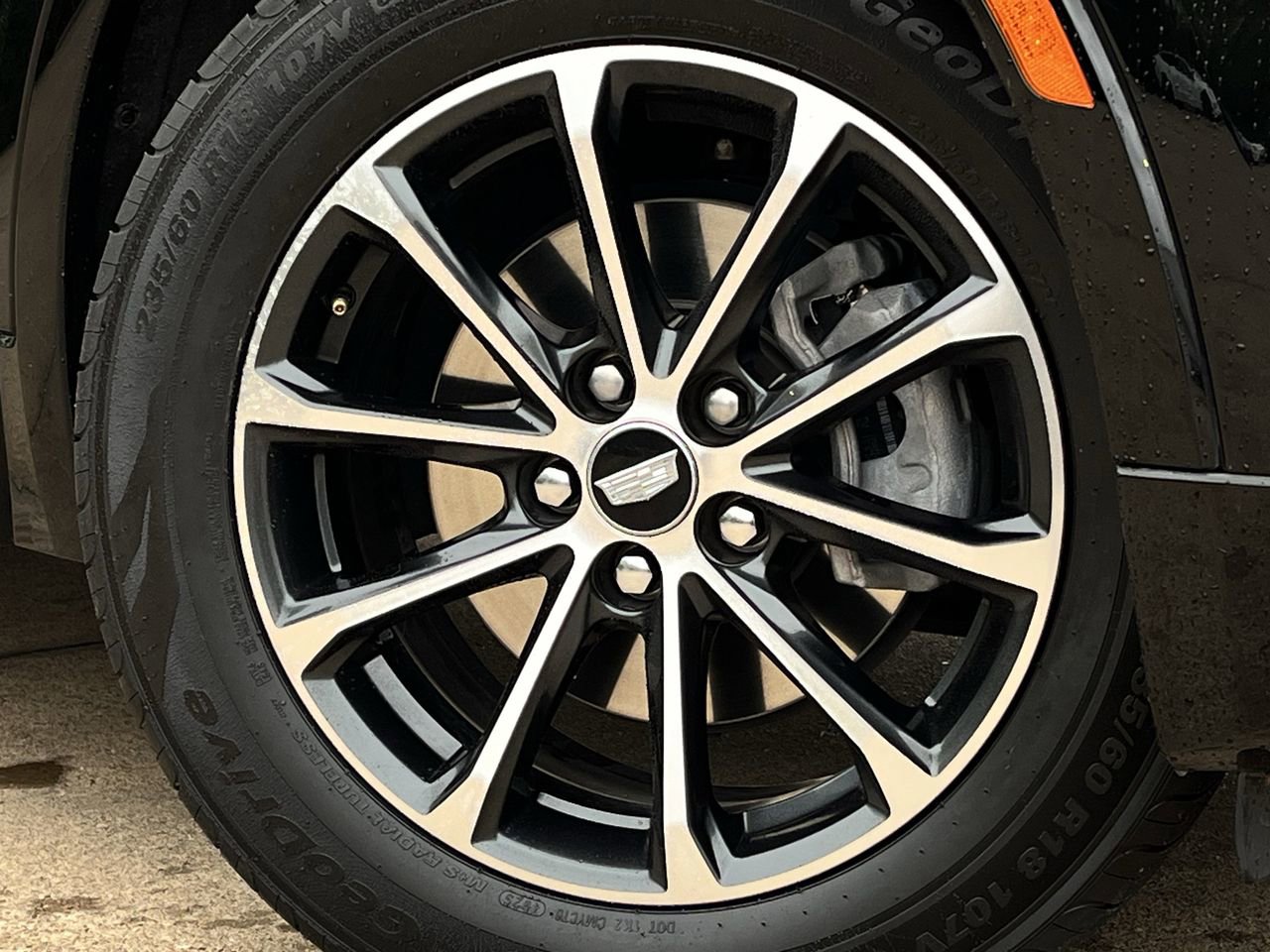 Used 2025 Cadillac XT4 Sport FWD image 26
