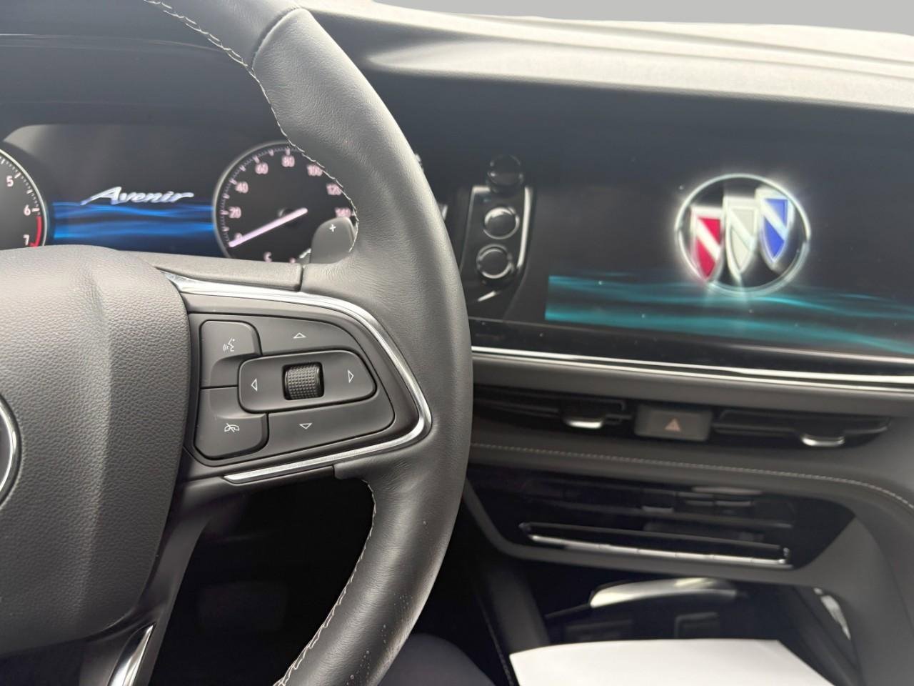 Used 2023 Buick Envision Avenir image 15