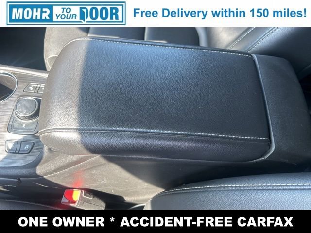 Used 2023 GMC Acadia SLT image 24