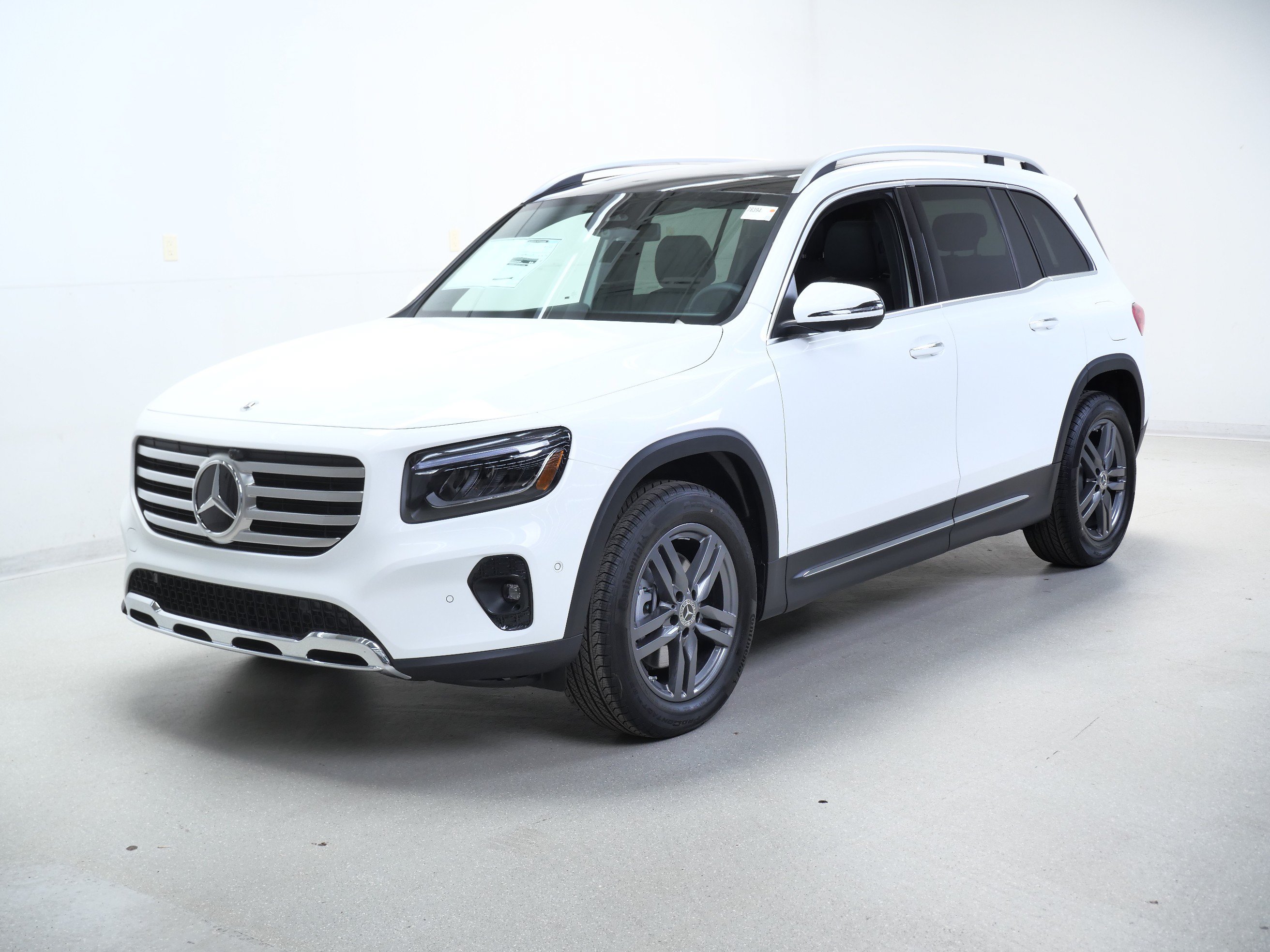 New 2026 Mercedes-Benz GLB 250 4MATIC image 4