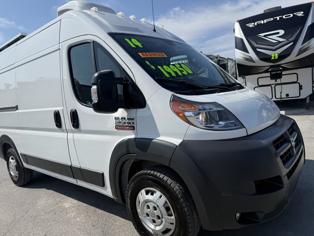 Used 2014 RAM ProMaster 2500 w/ Interior Convenience Group FWD image 2