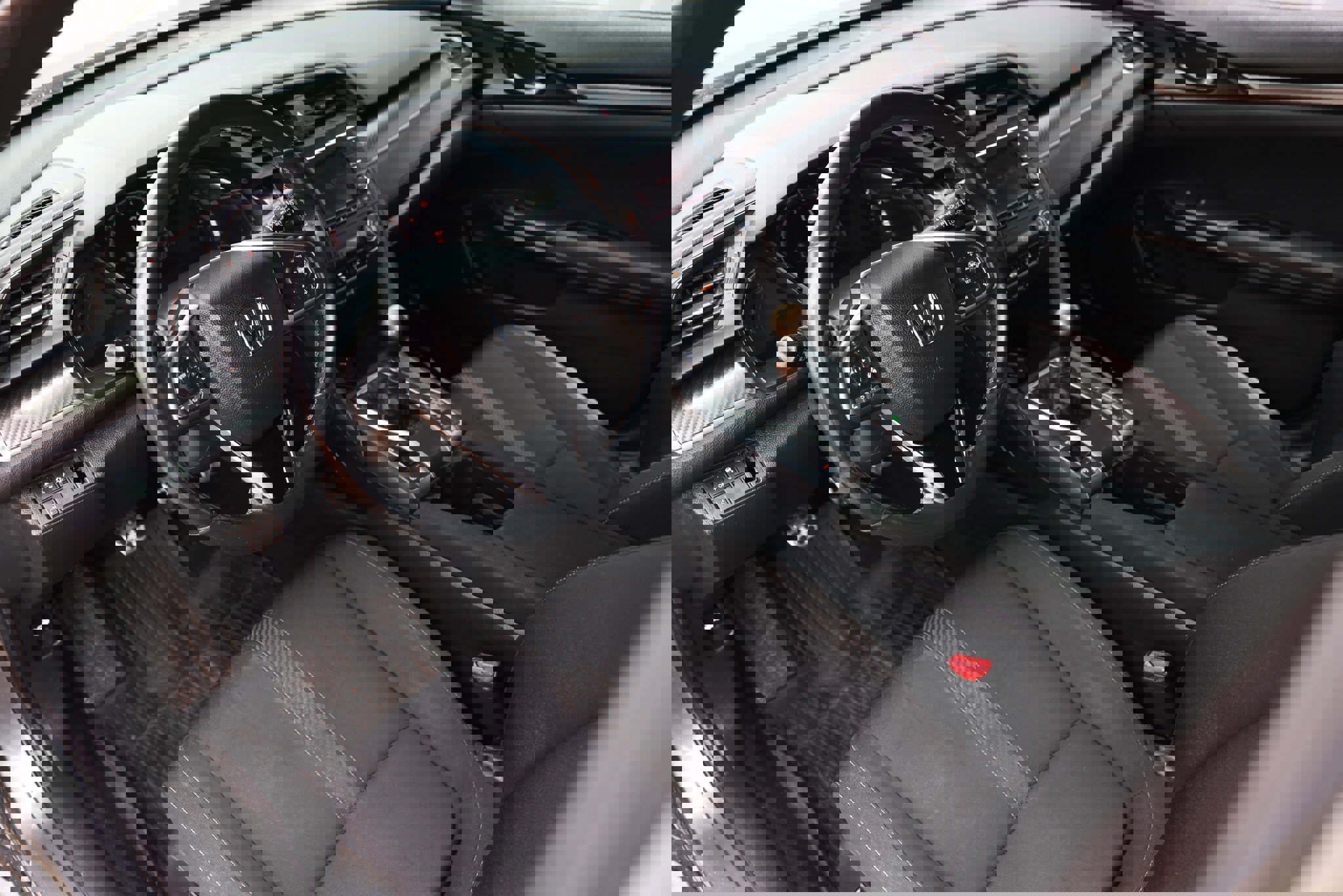 Used 2019 Honda Civic Sport image 6