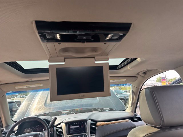 Used 2015 GMC Yukon XL Denali w/ Touring Package AWD/4WD image 21