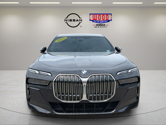 Used 2025 BMW 760i xDrive w/ Executive Package AWD/4WD image 6