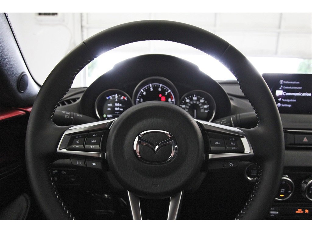 New 2025 MAZDA MX-5 Miata RF Grand Touring image 12