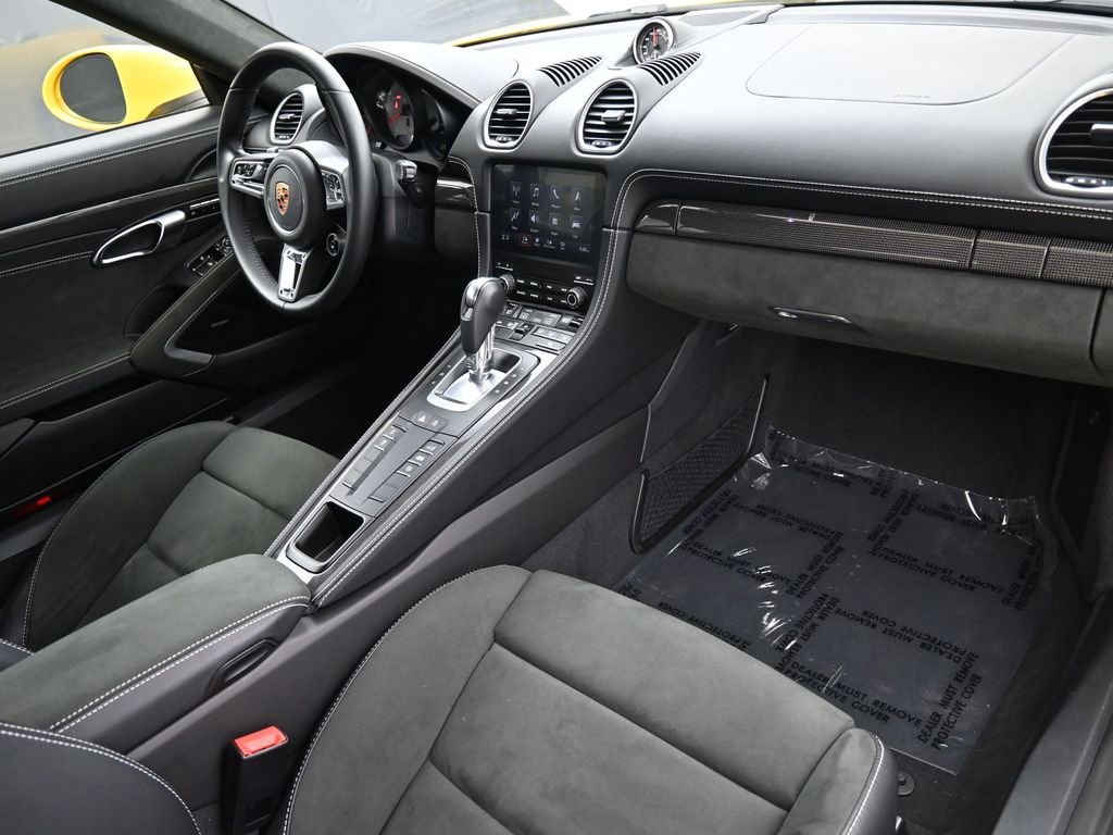 Certified 2025 Porsche 718 Cayman GTS image 33