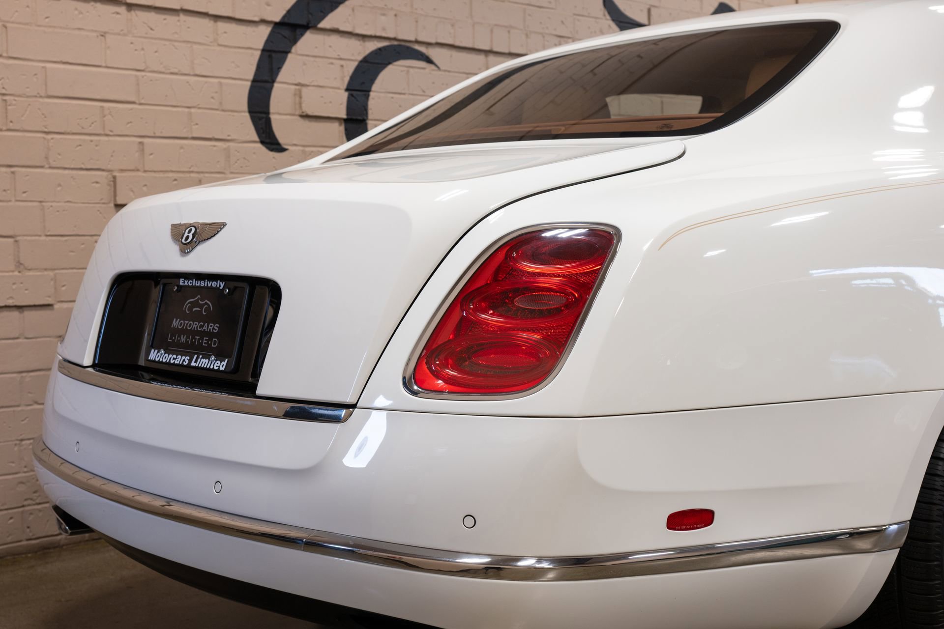 Used 2013 Bentley Mulsanne image 18