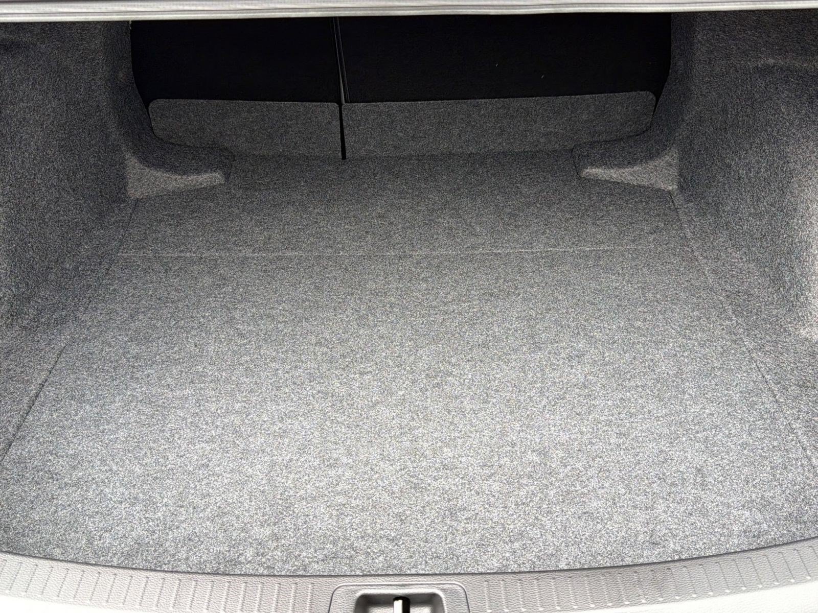 Used 2026 Toyota Corolla SE w/ SE Package FWD image 24