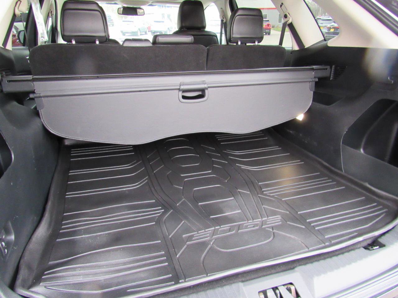 Used 2020 Ford Edge SEL w/ Convenience Package image 39