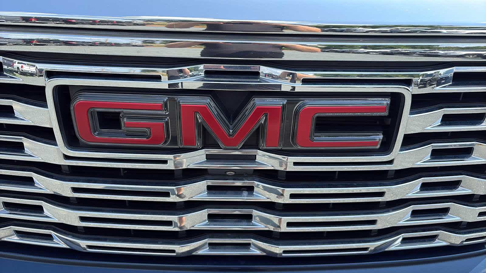 Used 2023 GMC Sierra 1500 Denali w/ Denali Reserve Package AWD/4WD image 10