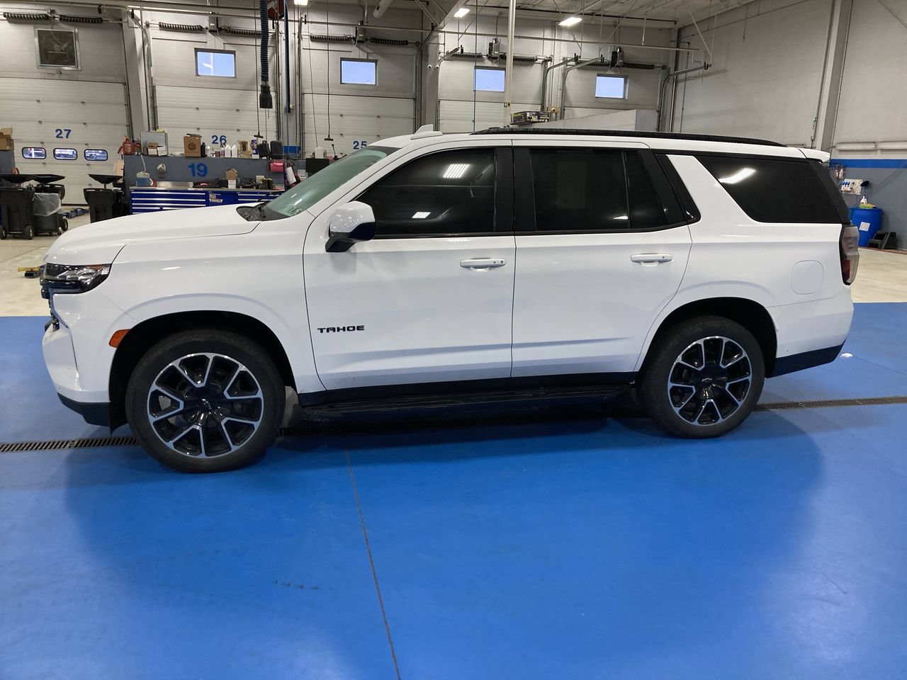 Used 2023 Chevrolet Tahoe RST AWD/4WD image 4
