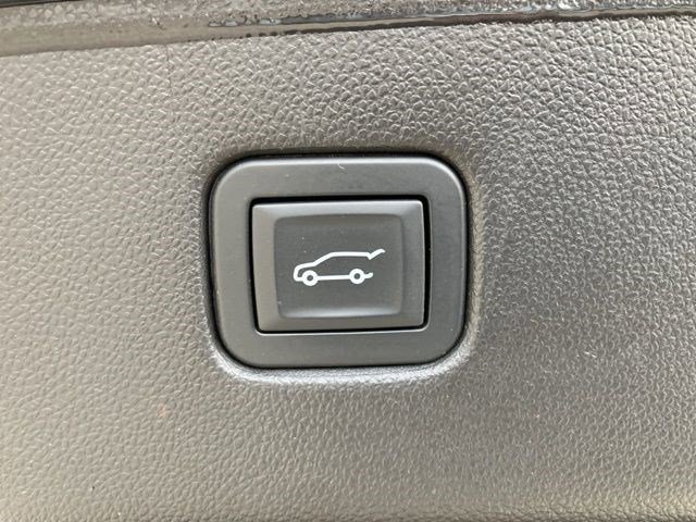 Used 2019 Chevrolet Blazer LT image 24