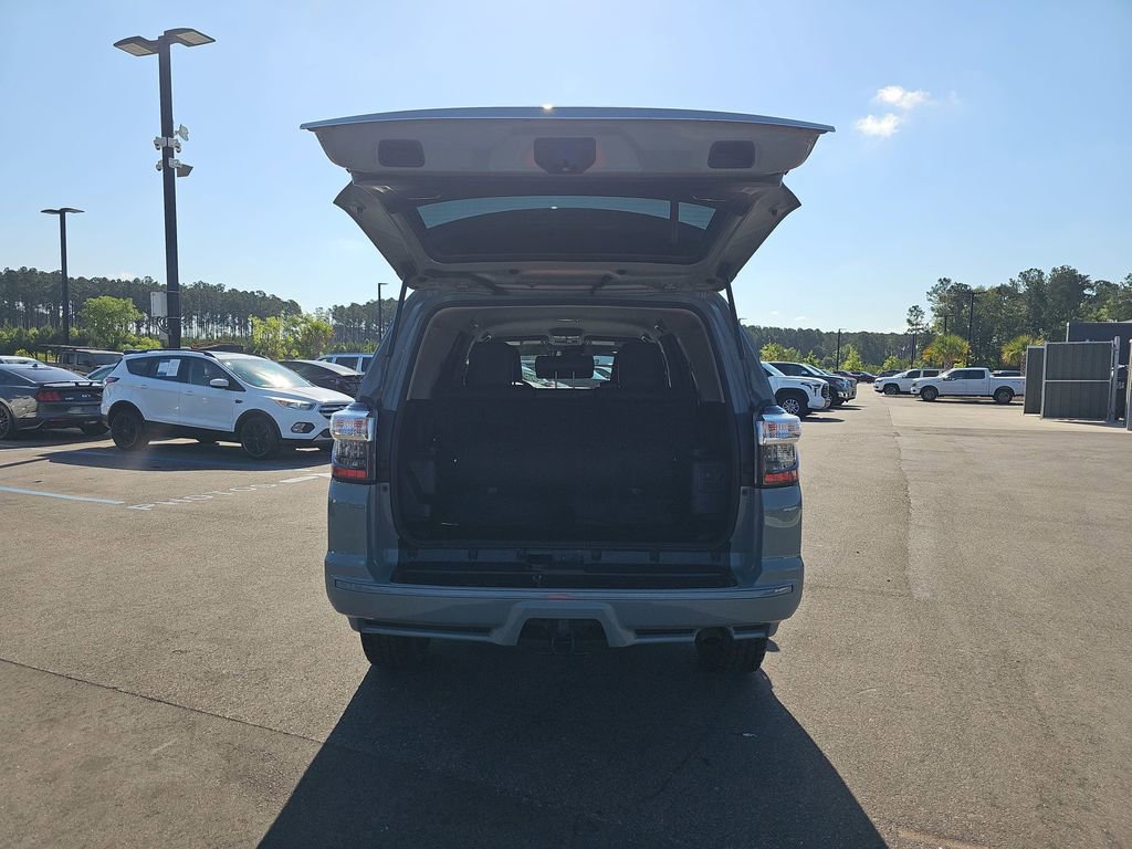 Used 2022 Toyota 4Runner TRD Sport AWD/4WD image 17