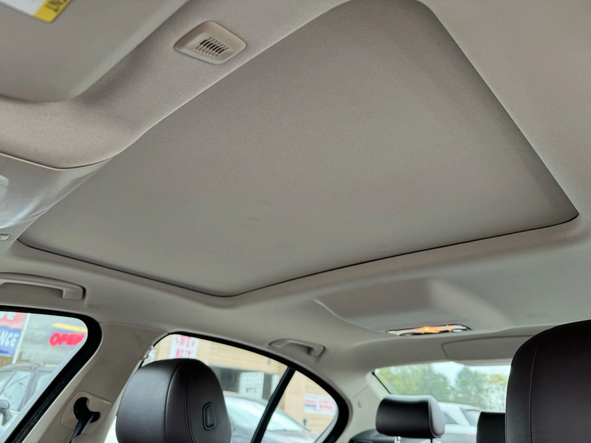 Used 2014 BMW 528i xDrive Sedan image 15