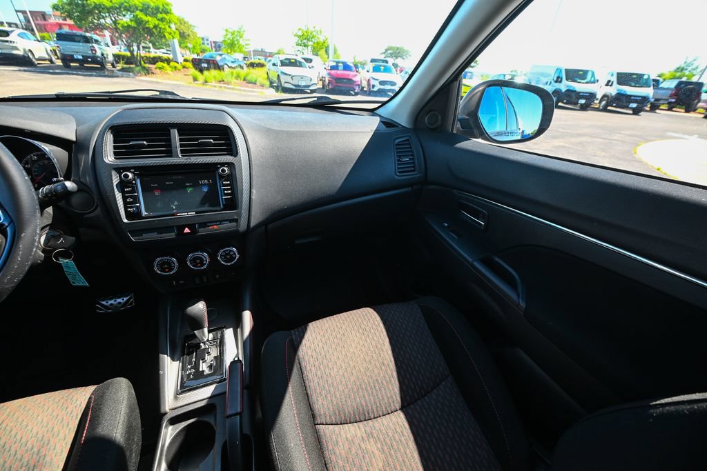 Used 2018 Mitsubishi Outlander Sport LE FWD image 34