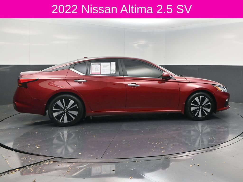 Used 2022 Nissan Altima 2.5 SV w/ SV Premium Package image 4