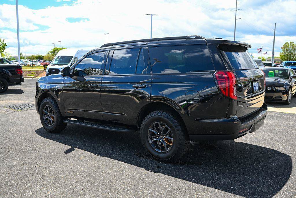 Used 2025 Ford Expedition Tremor AWD/4WD image 7
