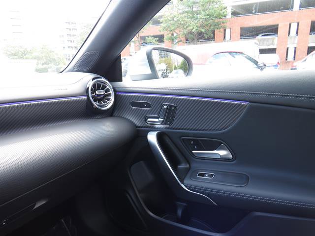 Used 2025 Mercedes-Benz CLA 250 4MATIC image 17