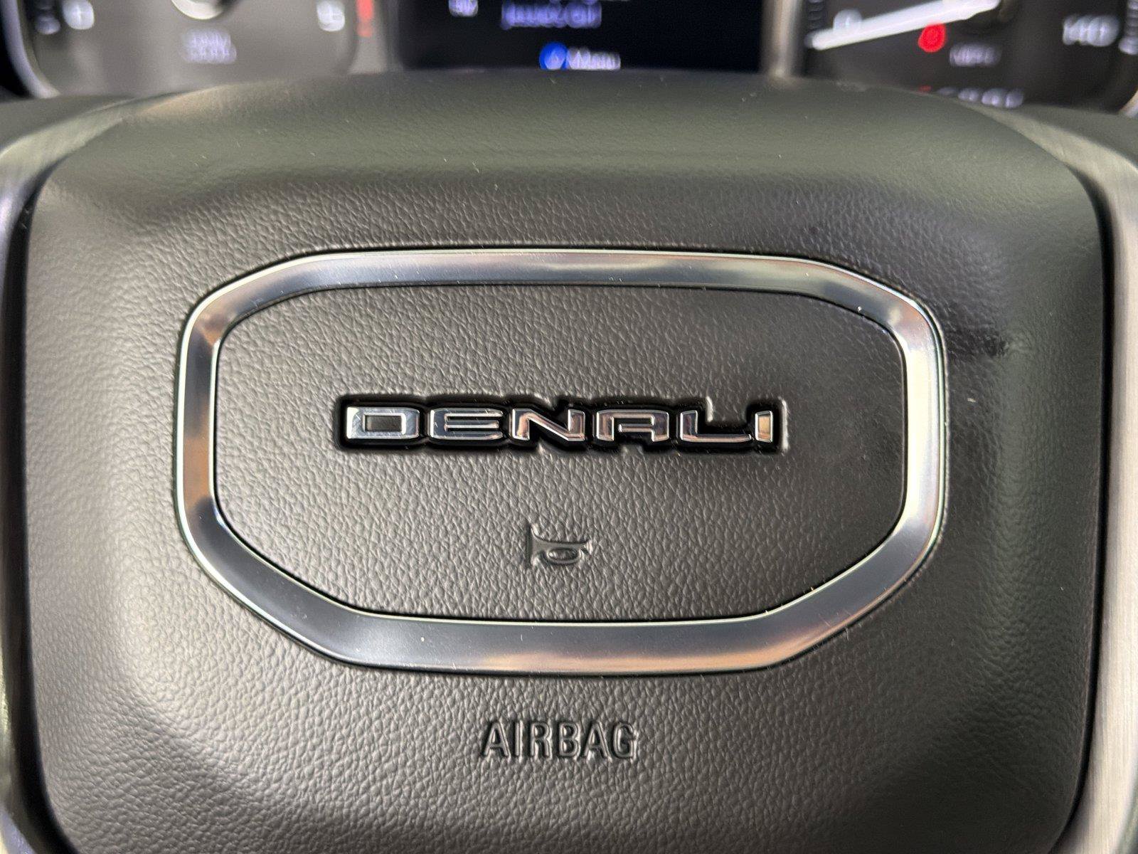 Used 2020 GMC Sierra 2500 Denali w/ Denali Ultimate Package AWD/4WD image 23