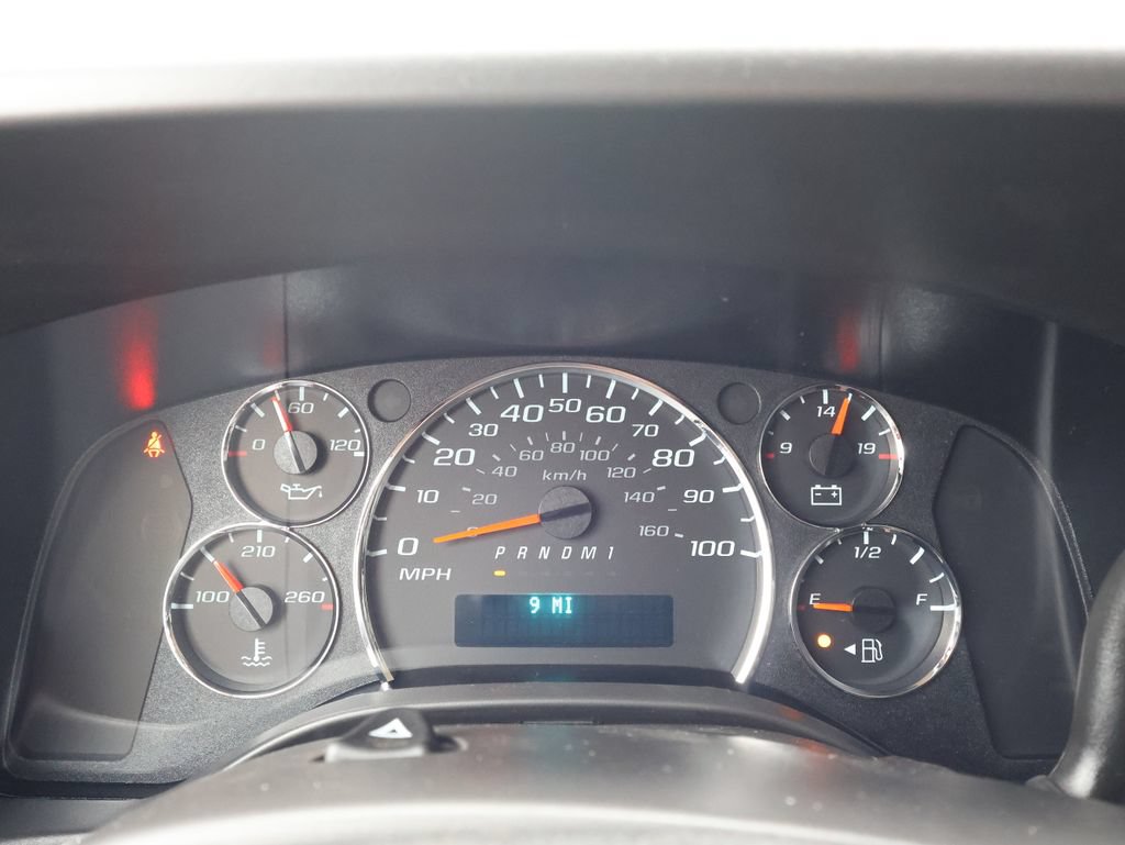 New 2026 Chevrolet Express 2500 w/ Enhanced Convenience Package RWD image 16