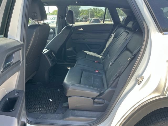 Used 2023 Volkswagen Atlas Cross Sport SE w/ Panoramic Sunroof Package FWD image 21