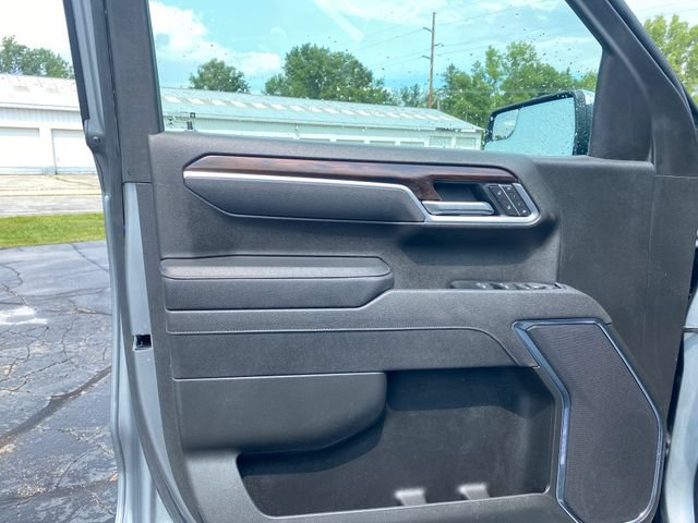 Used 2026 GMC Sierra 1500 SLT AWD/4WD image 13