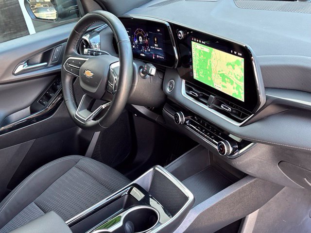 Used 2025 Chevrolet Equinox LT FWD image 30