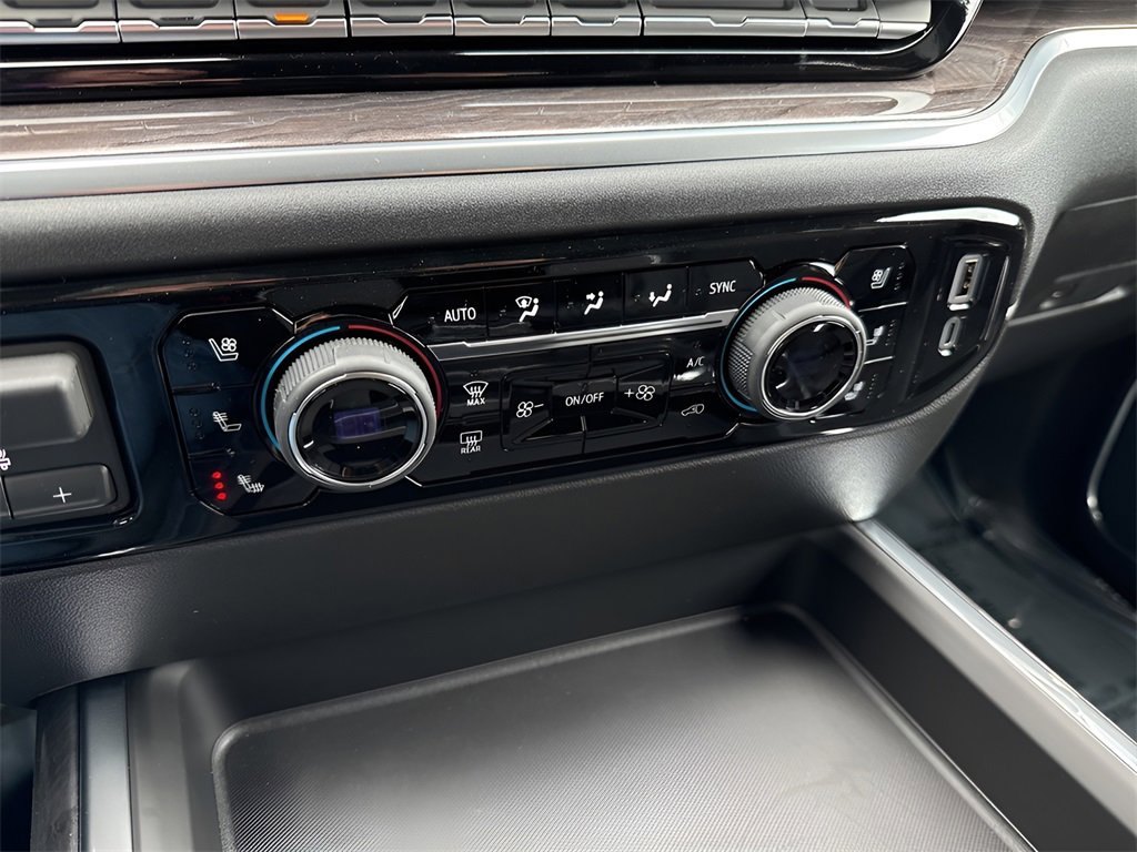 New 2026 Chevrolet Silverado 3500 LTZ w/ LTZ Plus Package image 27
