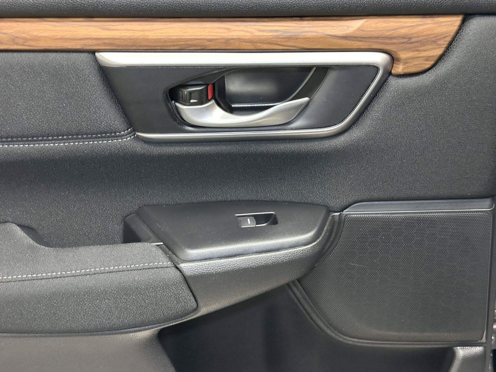 Used 2020 Honda CR-V EX image 29