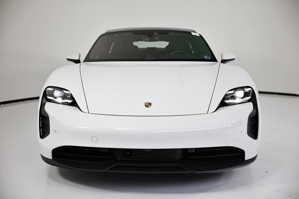 Certified 2024 Porsche Taycan GTS image 10