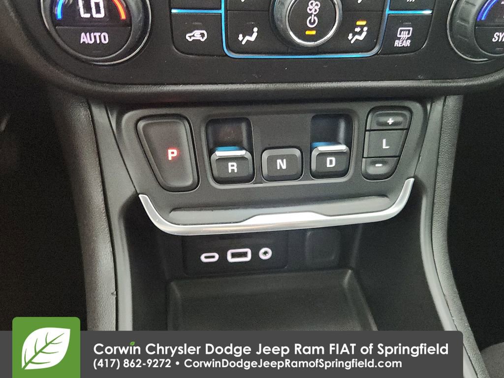 Used 2020 GMC Terrain SLT w/ Preferred Package AWD/4WD image 10
