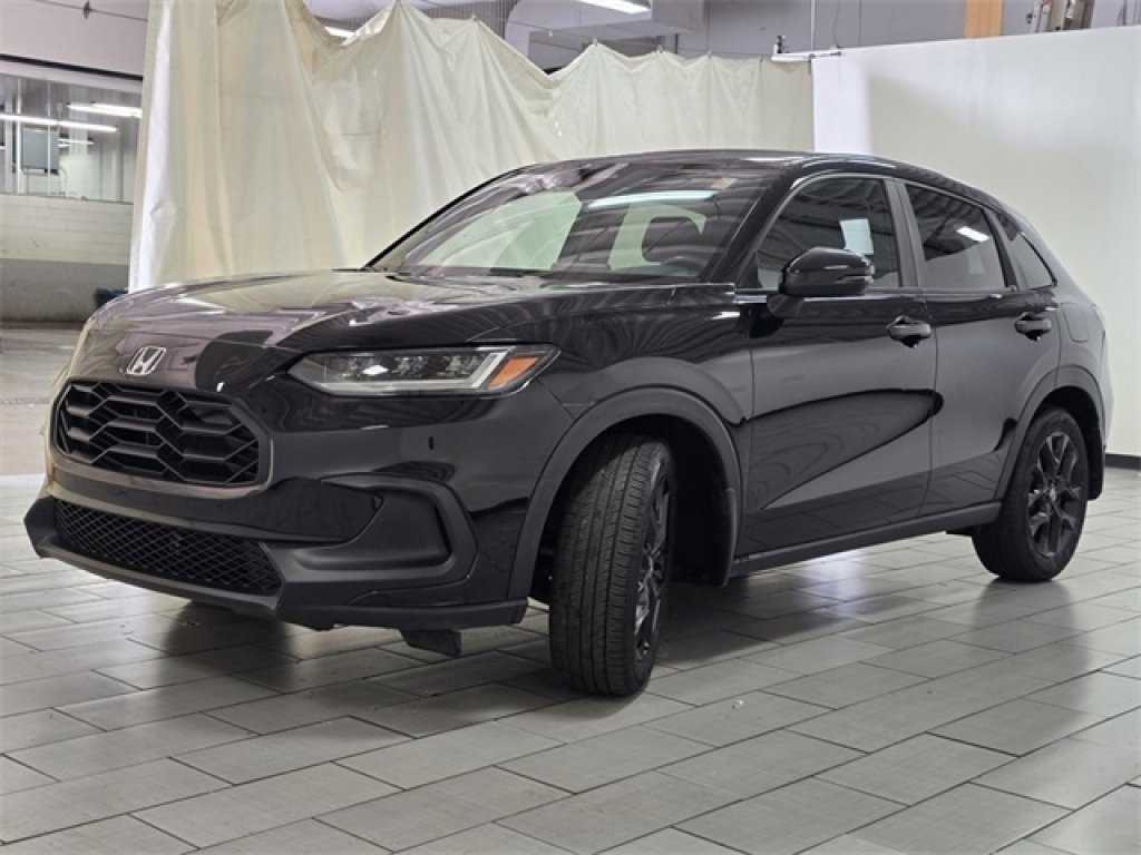 Used 2024 Honda HR-V Sport image 11