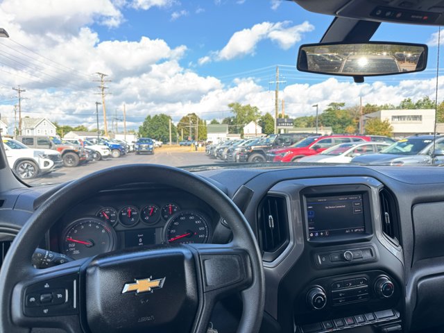 Used 2021 Chevrolet Silverado 1500 Custom AWD/4WD image 2