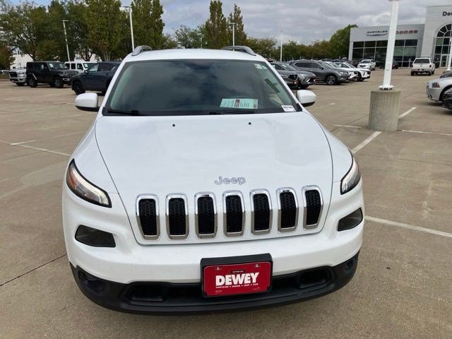 Certified 2017 Jeep Cherokee Latitude w/ Comfort & Sound Group FWD image 2