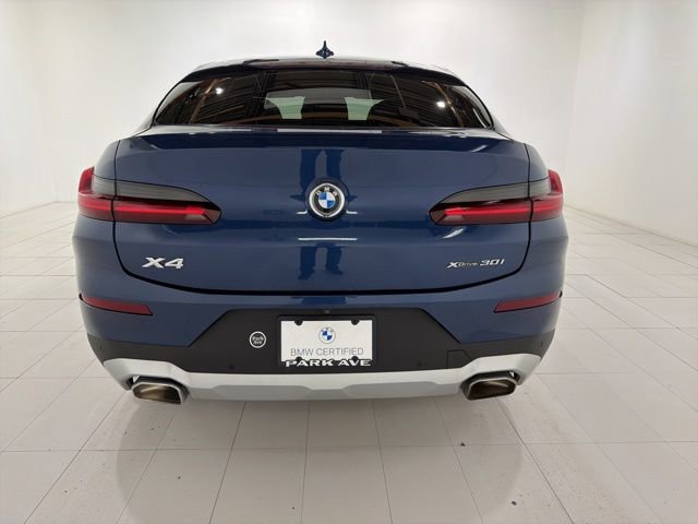 Certified 2023 BMW X4 xDrive30i w/ Convenience Package image 4