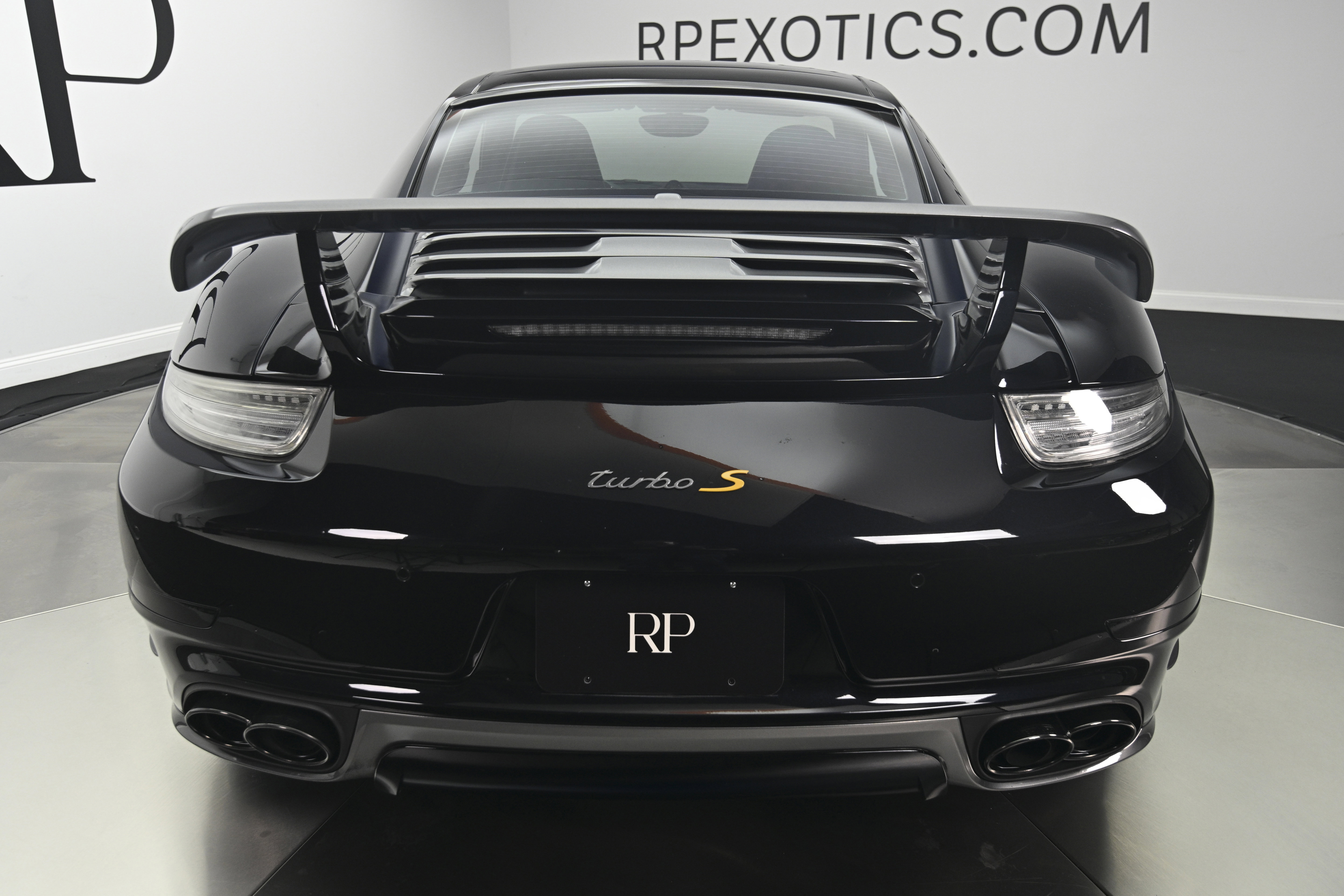 Used 2015 Porsche 911 Turbo S AWD/4WD image 34