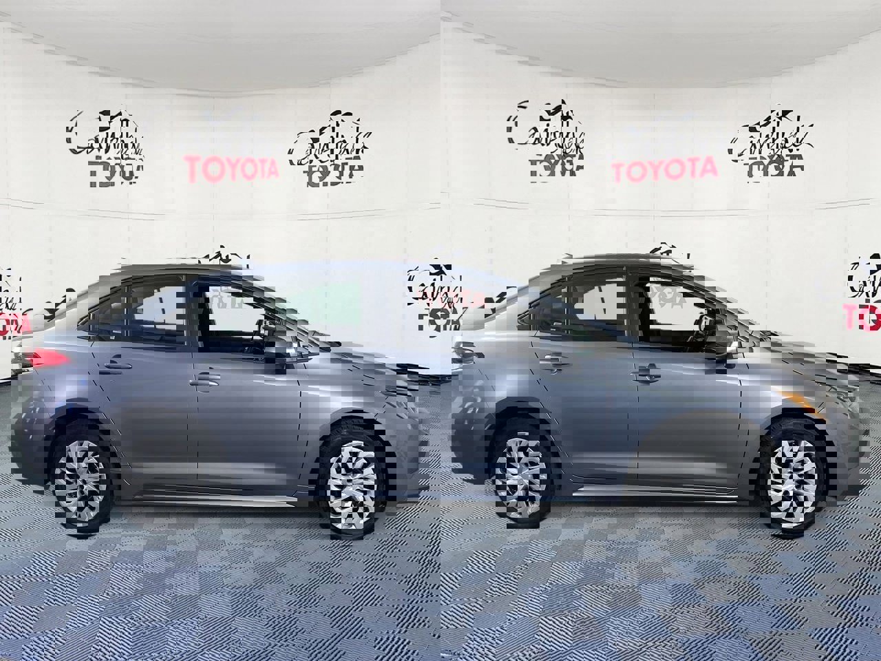 Used 2024 Toyota Corolla LE image 9