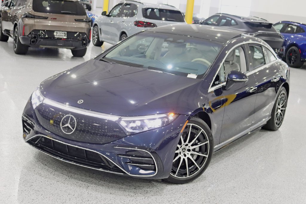 Used 2023 Mercedes-Benz EQS 580 4MATIC Sedan image 5
