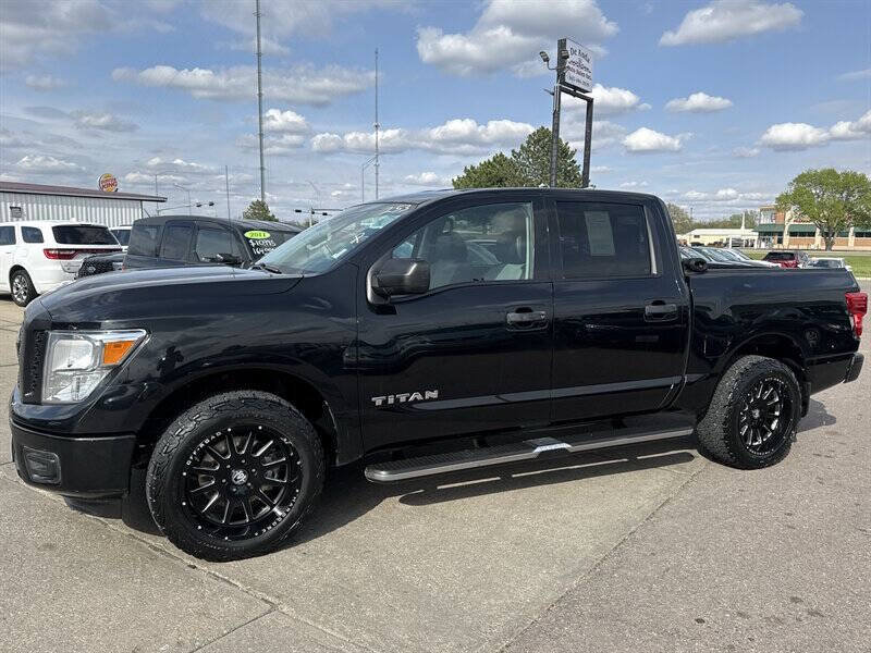 Used 2018 Nissan Titan S w/ S Utility Package AWD/4WD image 2