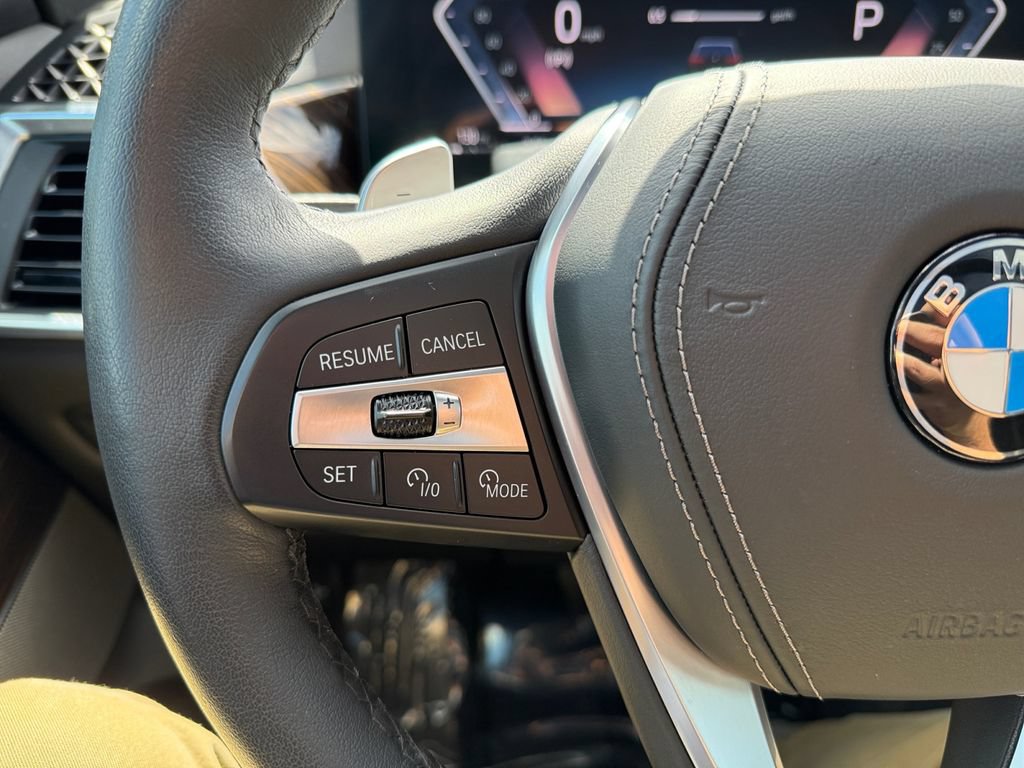 Used 2026 BMW X5 xDrive40i AWD/4WD image 32