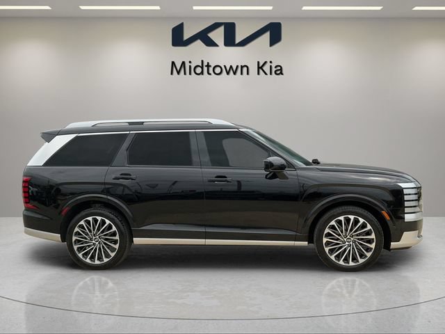 Used 2026 Hyundai Palisade Calligraphy FWD image 2