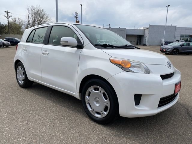 Used 2013 Scion xD image 7