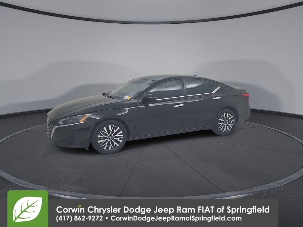 Used 2023 Nissan Altima 2.5 SV image 9