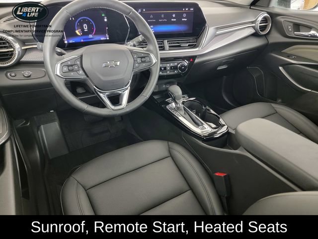 Used 2025 Chevrolet Trax ACTIV w/ Sunroof Package image 34